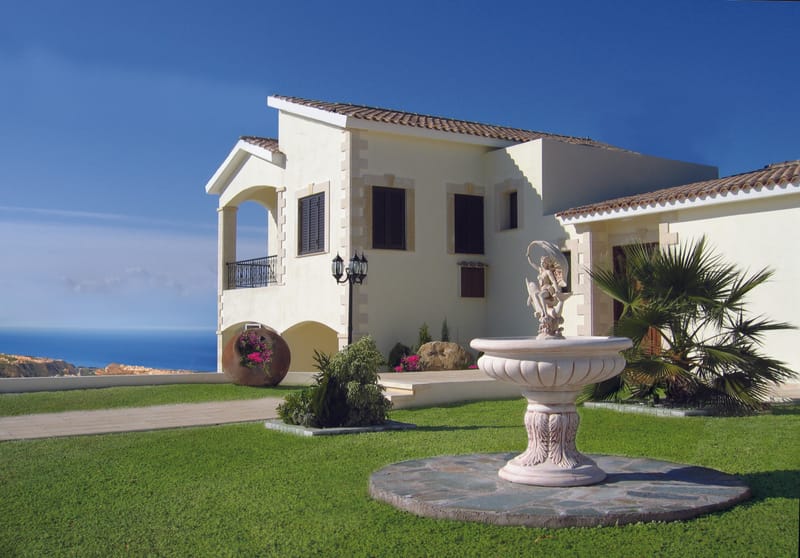 Royal Residences villa, Venus Rock